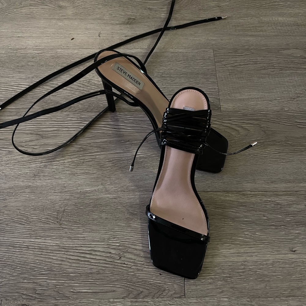 Steve Madden strappy black heels